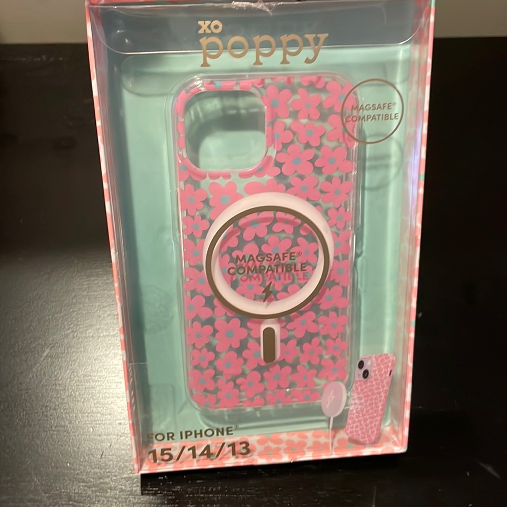 NIB 🎀🌸xo poppy 🌸🎀 iPhone 15/14/13 Floral  MagSafe Compatible Phone Case